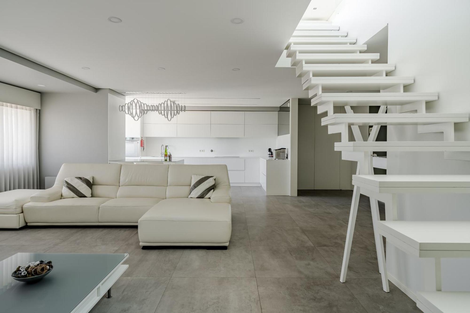 River Town View - Luxury Apartment With Jacuzzi On Terrace Виана-ду-Каштелу Экстерьер фото